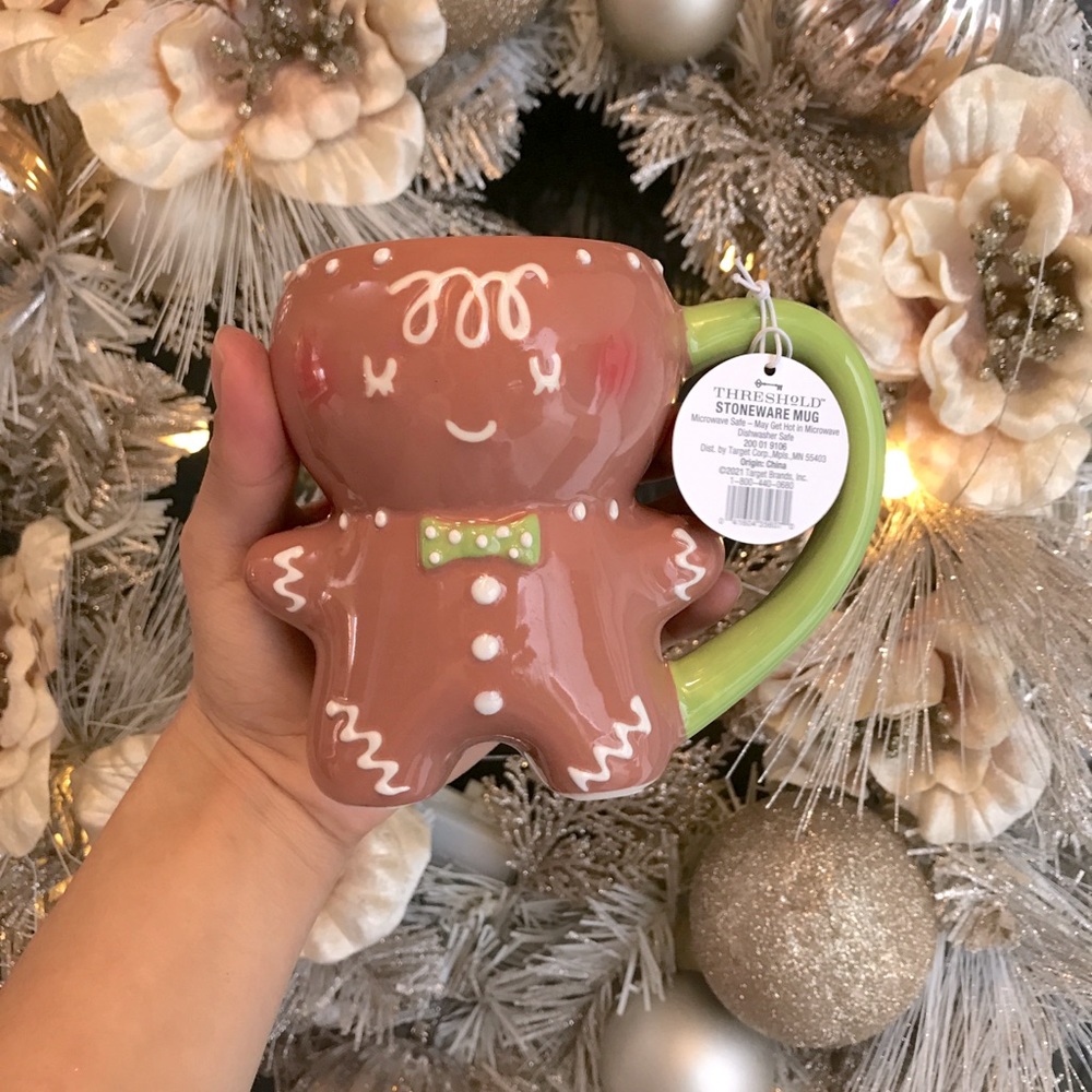 LAST FEW!!✨NEW🍪Target Threshold Gingerbread Man Mug🎄 - Picture 2 of 6